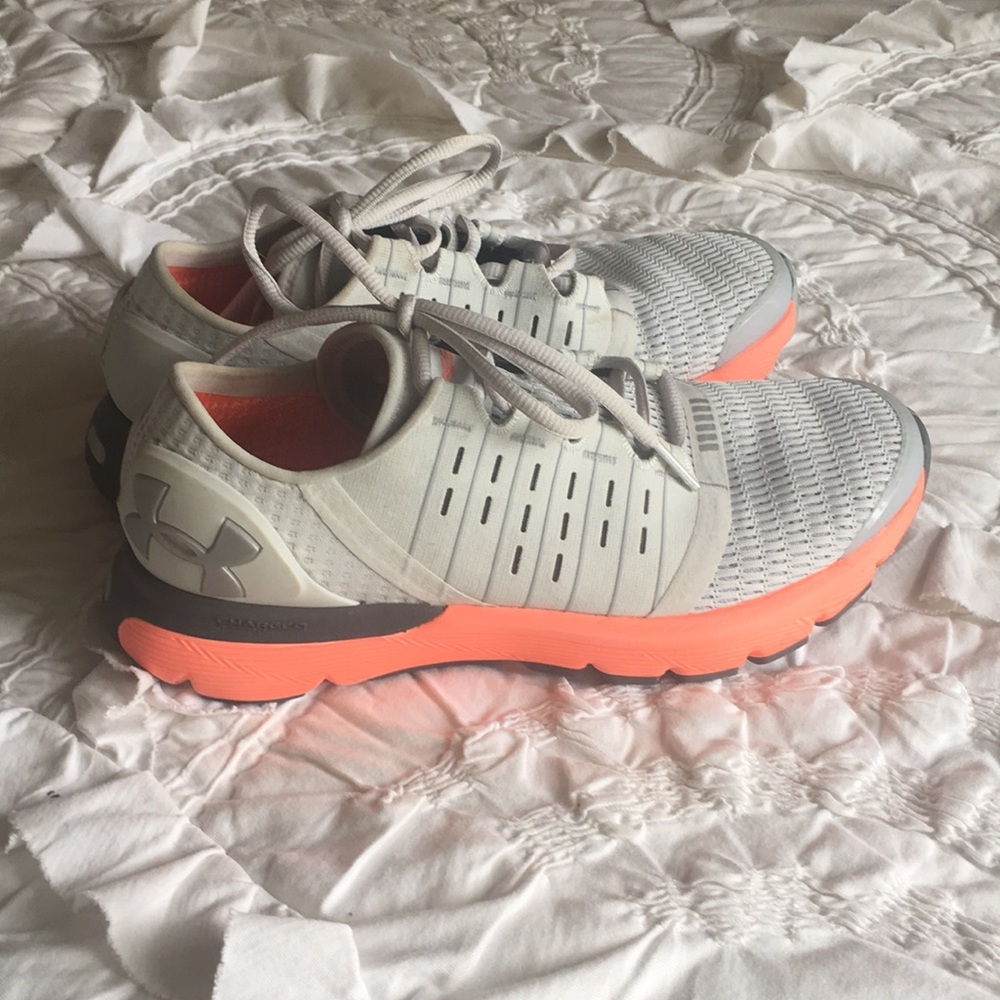 Under Armour running shoes - SpeedForm Europoa